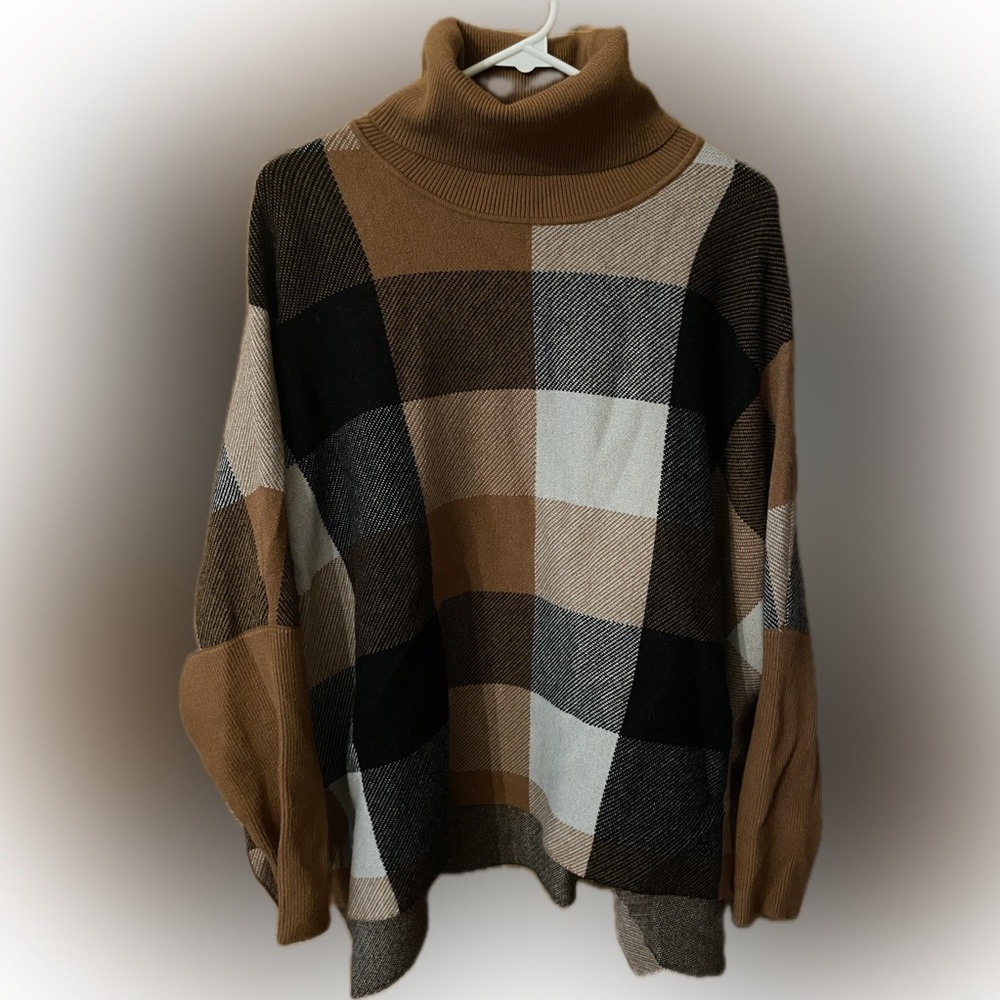 Multicolor Knit Fabric sweater.